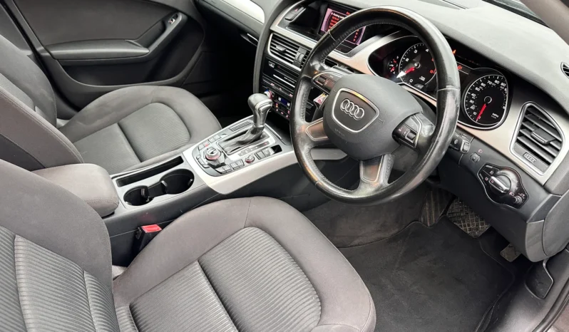 Audi A4 2012 full