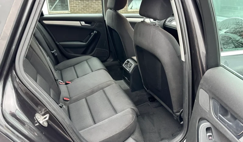 Audi A4 2012 full