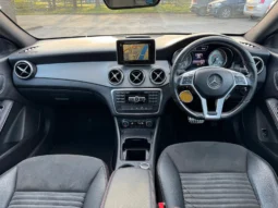 Mercedes-Benz CLA 2013 full