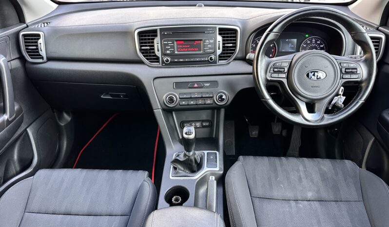 
								MANUAL 1.6 Petrol 2017 Kia Sportage_12 month MOT_150k Miles_Bluetooth_x2 Keys_Hpi Clear_ full									