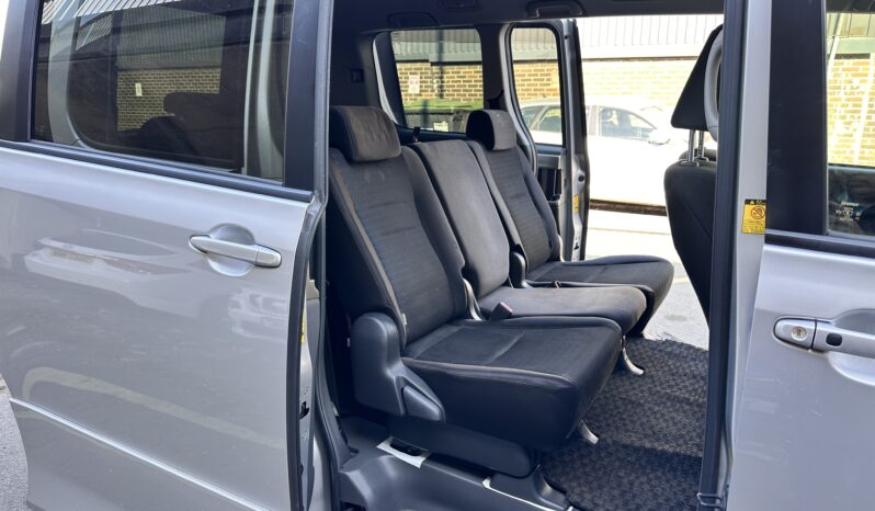 
								7 SEATER_Automatic 2.0 Petrol_Japan Import Toyota Voxy/Noah _8m MOT_119k Miles_Keyless_FXD PRICE full									