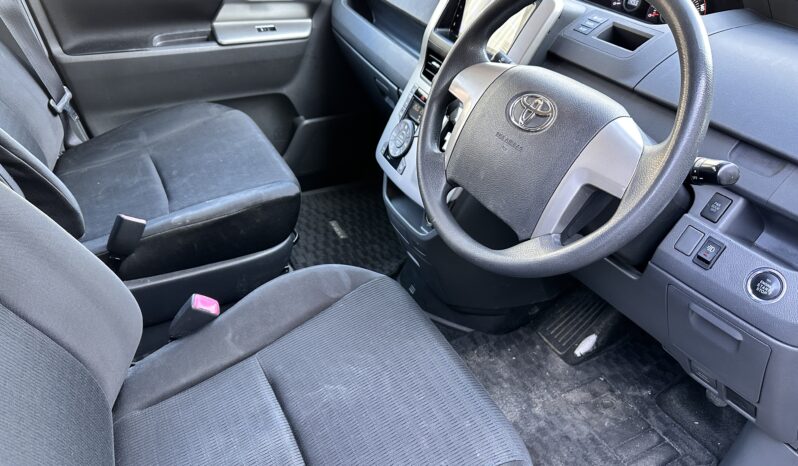 
								7 SEATER_Automatic 2.0 Petrol_Japan Import Toyota Voxy/Noah _8m MOT_119k Miles_Keyless_FXD PRICE full									
