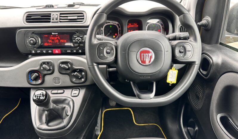 
								2018 Fiat Panda Waze 1.2 Petrol_MANUAL 12m MOT_78k Miles_Srvc Hstry_x2 Keys full									