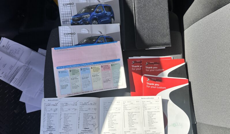 
								2020 Vauxhall Combo 1.5 Diesel-Manual_9m MOT_129k Miles_Srvc Hstry_Clutch & Belt DONE_No VAT full									