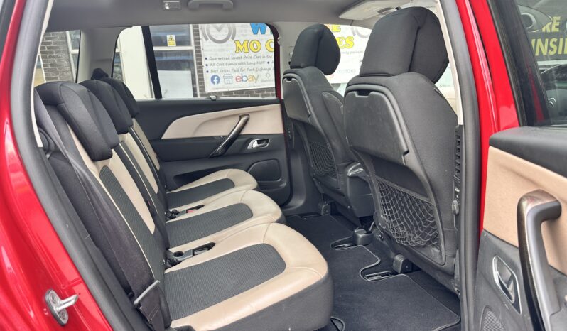 
								7 Seater_AUTOMATIC_1.6 Diesel 2015 Citroen C4G_£20 Tax_10m MOT_120k Miles_Clucth & T-Belt DONE_Top Specs_x2 Keys_3 months Warranty* full									