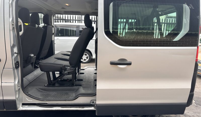 
								9 SEATER_1.6 Diesel_Manual 2015 Renault Traffic_7m MOT_145k Miles_x2 Keys_Bargain PRICE full									