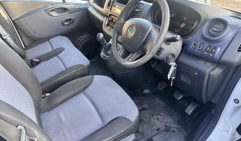 
								✅1.6 Diesel-Manual✅2017 Vauxhall Vivaro 2.9 Tn-LWB Van-ULEZ Free_11m MOT_111k Miles_P-Snsrs_NO VAT. full									